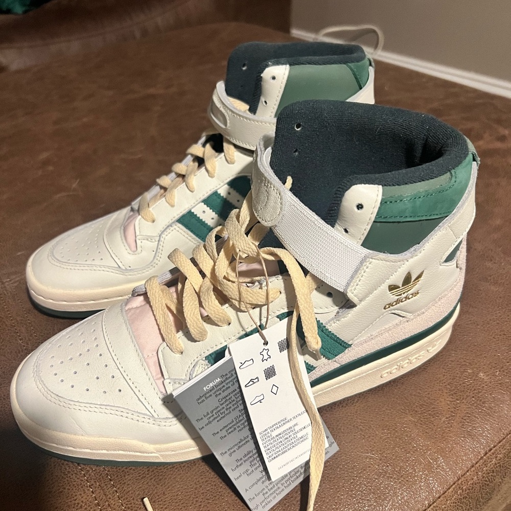 Adidas Forum 84 Size 9